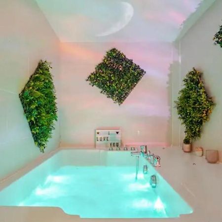 Escale Caux Cooning**** Charme Et Balneo Etretat Apartment Екстериор снимка