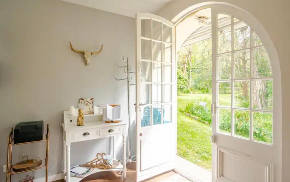 Escale Caux Cooning**** Charme Et Balneo Etretat Apartment Екстериор снимка